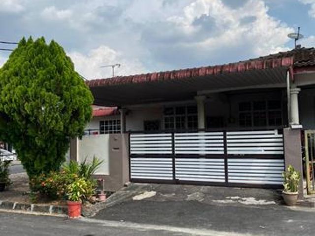 Terraced House for sale in Wellesley, Penang