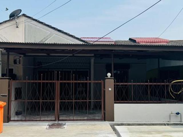 Terraced House for sale in Sabak Bernam, Selangor