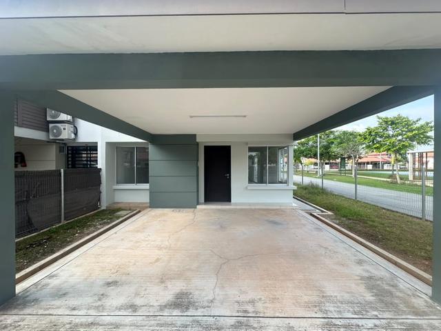 Terraced House for sale in Wellesley, Penang