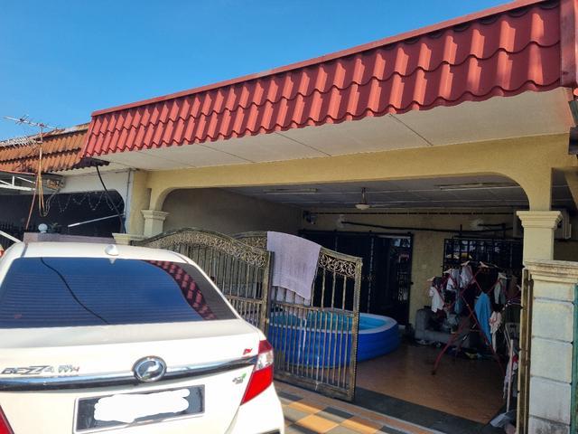 Terraced House for sale in Banting, Kuala Langat