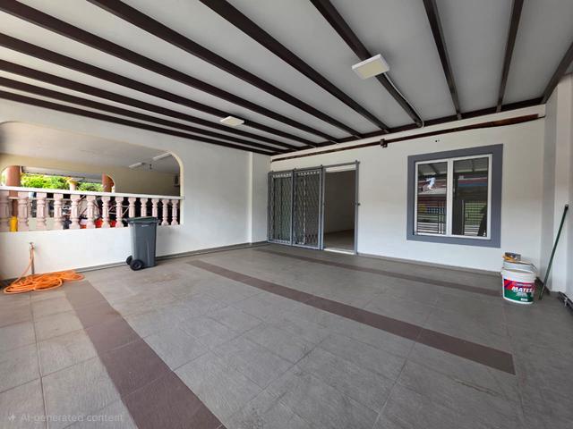 Terraced House for sale in Malaka