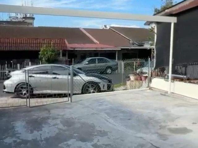 Room for rent in Country Heights Damansara, Kuala Lumpur