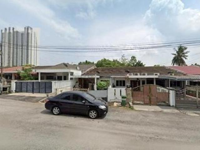 Terraced House for sale in Country Heights Damansara, Kuala Lumpur