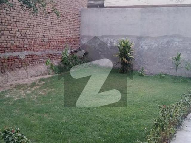 House for sale in تحصیل فیصل آباد شہر, فیصل آباد ڈویژن