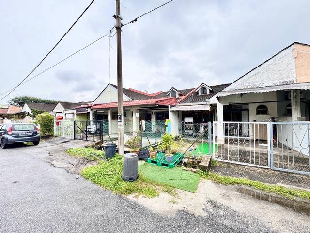 Terraced House for sale in Petaling, Subang Jaya