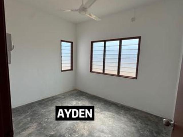 Terraced House for sale in Wellesley, Penang