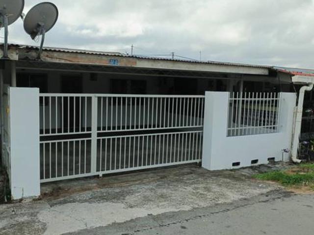 Terraced House for sale in Lajau
