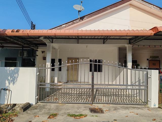 Terraced House for sale in Long Miri, Sarawak