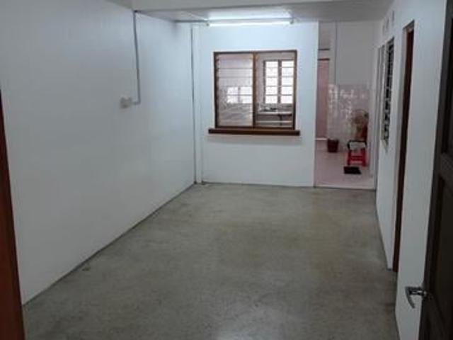Terraced House for sale in Kuching, Bahagian Kuching