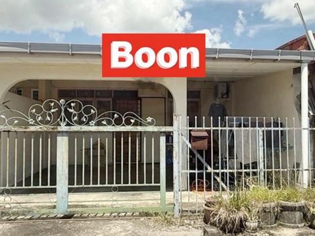 Terraced House for sale in Kuching, Bahagian Kuching
