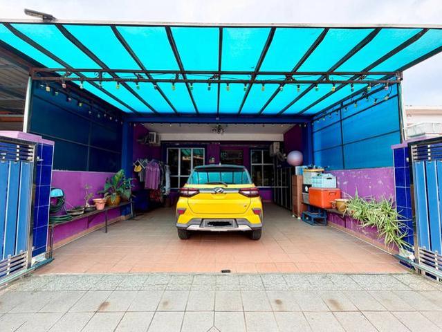 Terraced House for sale in Ulu Tiram, Johor
