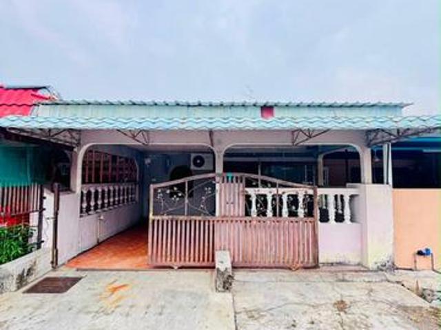 Terraced House for sale in Banting, Selangor