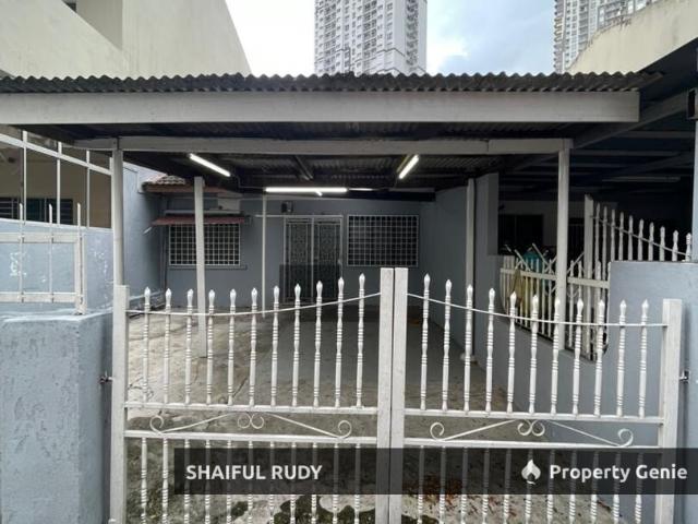 Terraced House for rent in Country Heights Damansara, Kuala Lumpur