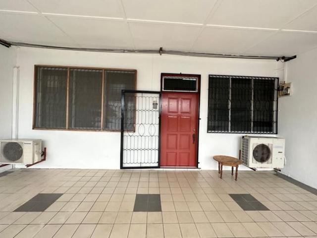 Terraced House for sale in Victoria, Labuan