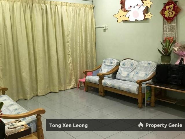 Terraced House for sale in Malaka
