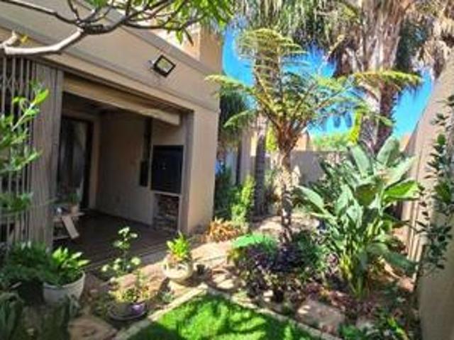 Townhouse for sale in Ekurhuleni, Gauteng