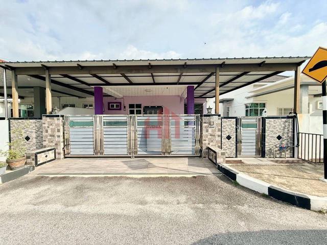 Residential House for sale in Lunas, Kedah
