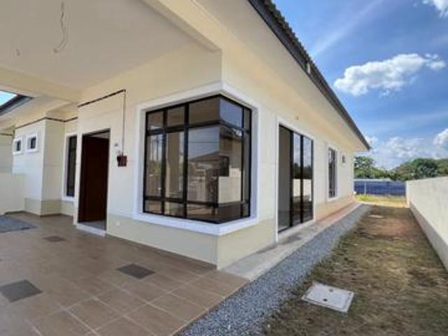 Residential House for sale in Malaka