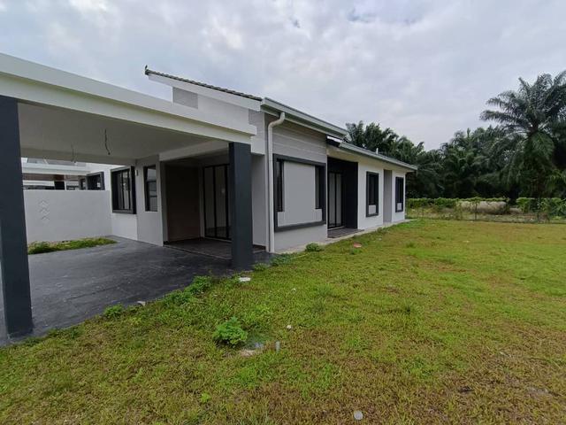 Residential House for rent in Petaling, Alam Impian