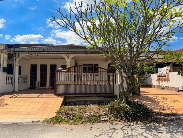 Residential House for sale in Kajang, Langat