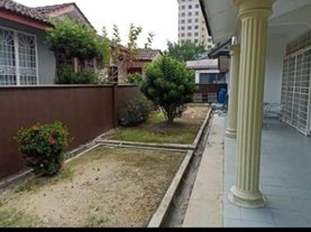 House for sale in Tanjong Sepat, Selangor
