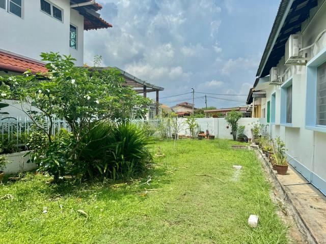 Residential House for sale in Ujong Pasir, Malaka