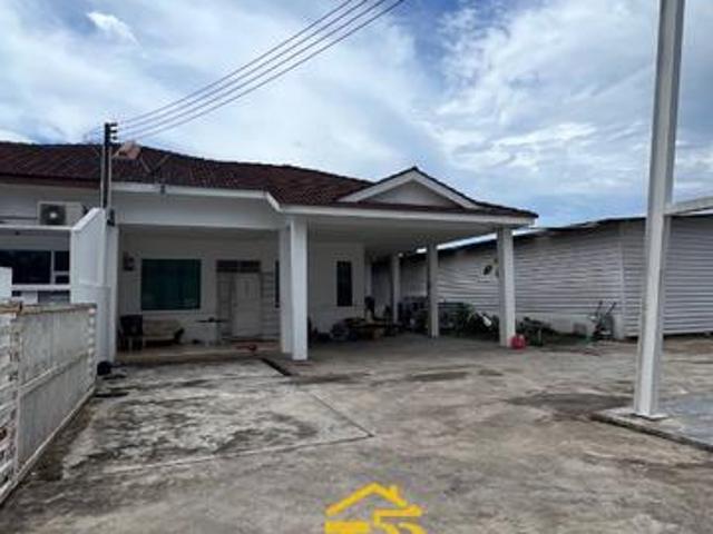 Residential House for sale in Long Miri, Sarawak
