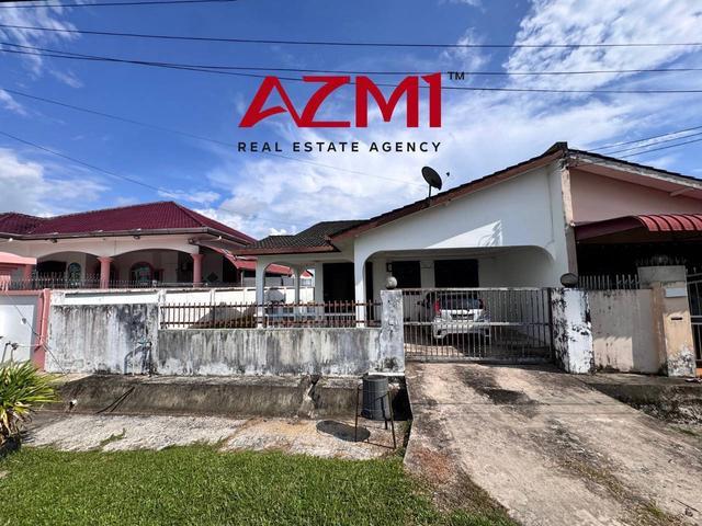 Terraced House for sale in Long Miri, Sarawak