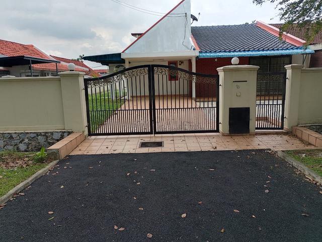 Residential House for rent in Petaling, Subang Jaya