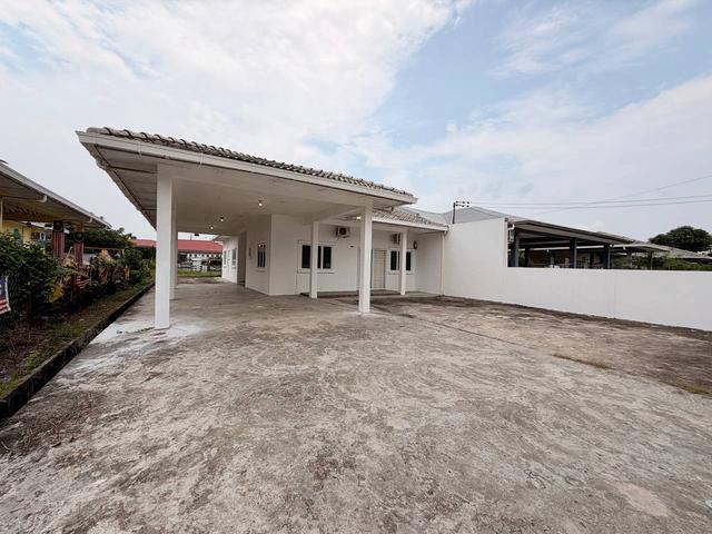 Residential House for sale in Miri, Bahagian Miri