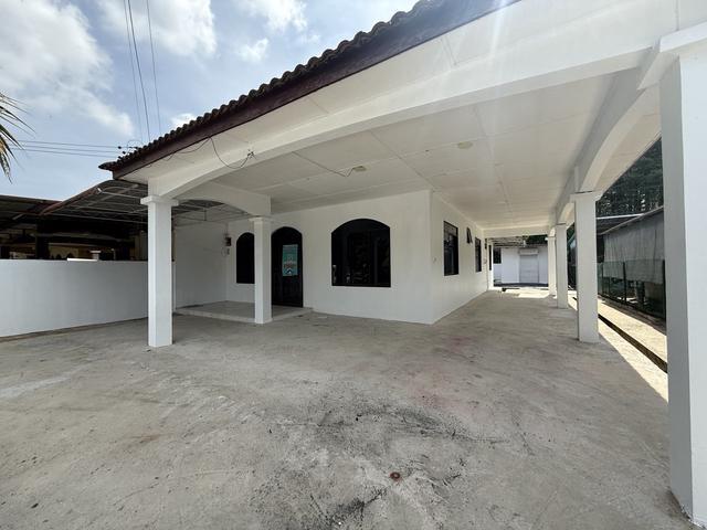 Residential House for sale in Long Miri