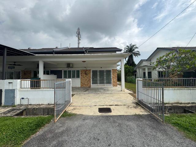 Residential House for sale in Tanjong Sepat, Selangor