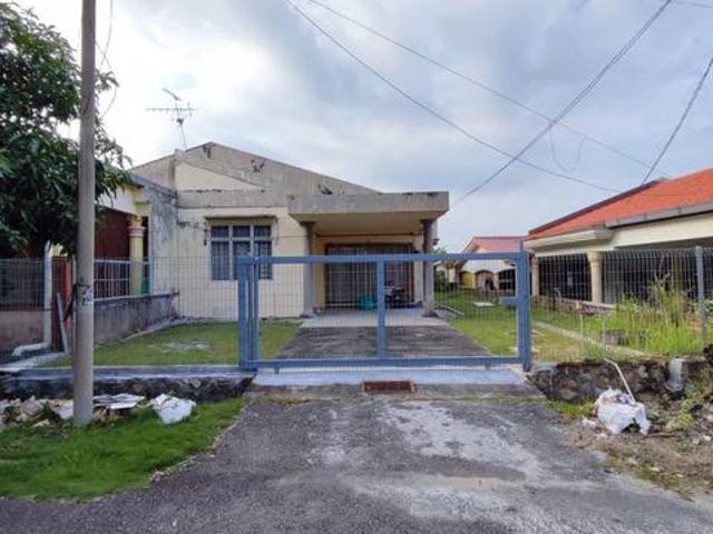 Residential House for sale in Sendayan Village, Negeri Sembilan