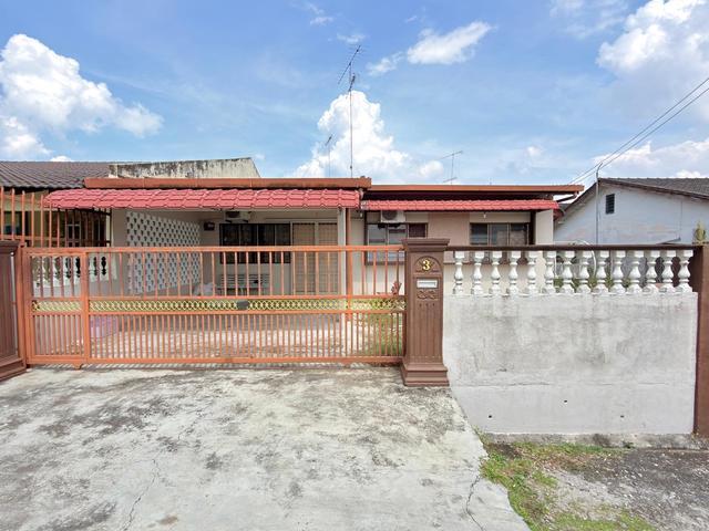 Residential House for sale in Kluang, Johor