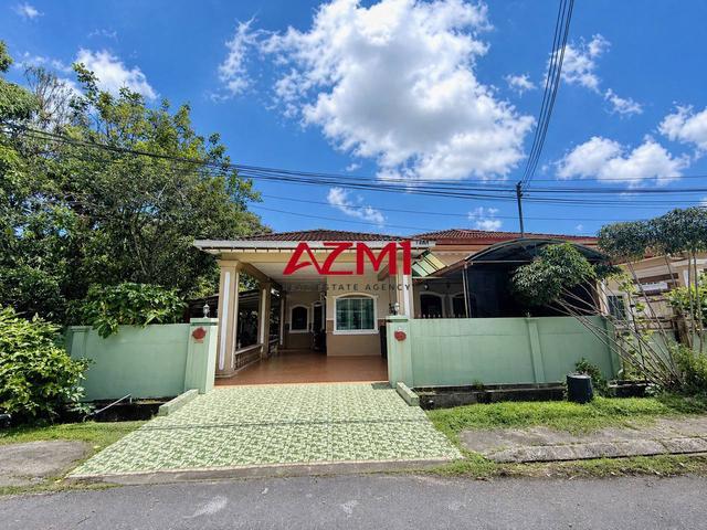Residential House for sale in Samarahan, Kota Samarahan