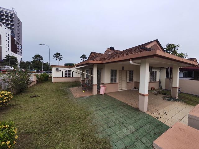 Residential House for sale in Sendayan Village, Negeri Sembilan