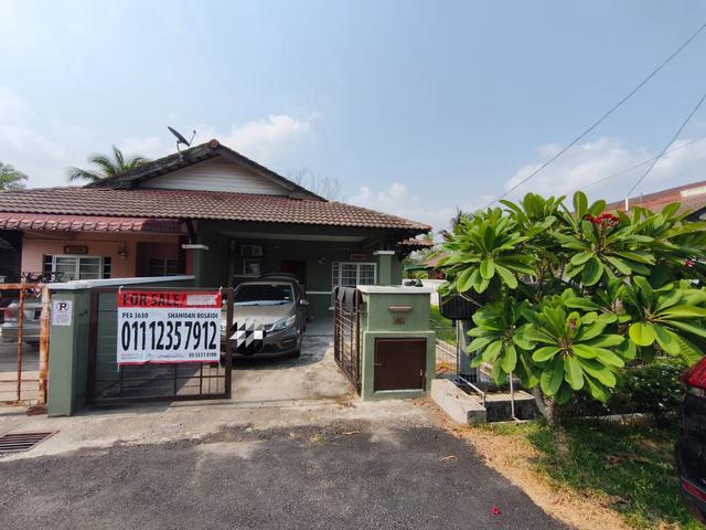 Residential House for sale in Nilai, Negeri Sembilan
