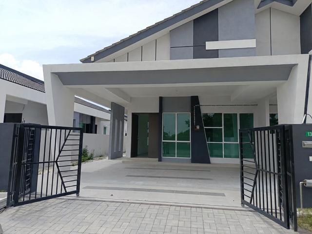 Residential House for sale in Perak, Kampar