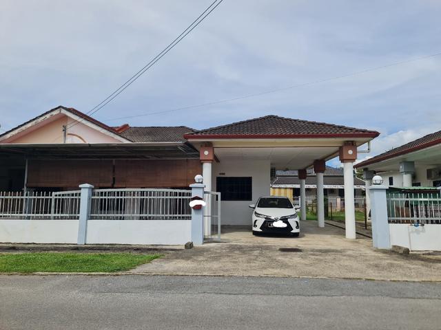 Residential House for sale in Long Miri, Sarawak