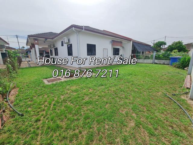 Residential House for sale in Long Miri