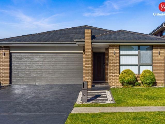 House for rent in Carnes Hill, Sydney