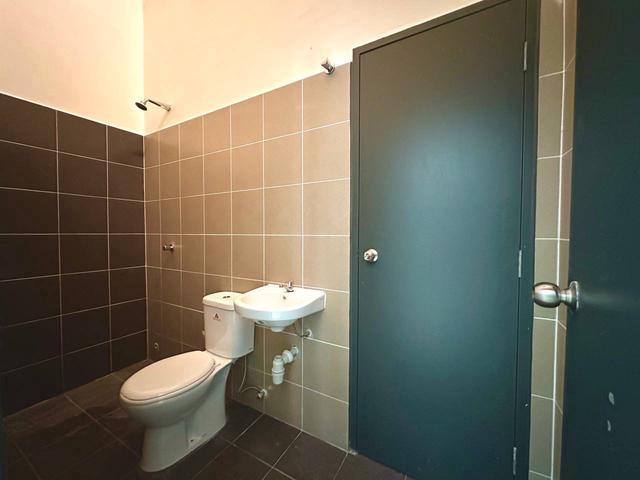 Terraced House for sale in Tanjong Sepat, Selangor
