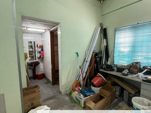 Shop for sale in Petaling, Subang Jaya