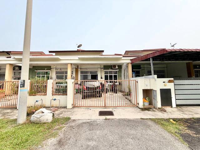 Terraced House for sale in Sepang, Tanjong Sepat