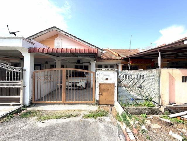 Terraced House for sale in Kuala Selangor, Selangor