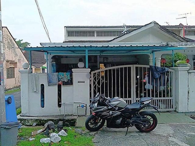 Terraced House for sale in Langat, Selangor