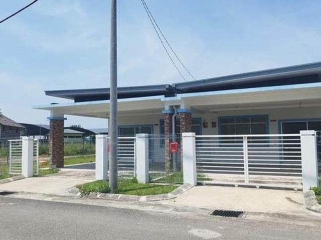 Terraced House for sale in Tuaran, Bahagian Pantai Barat
