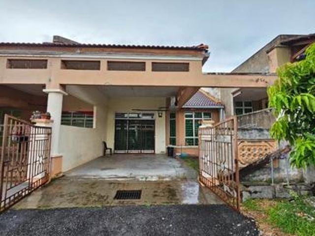 Terraced House for sale in Rembia, Malaka