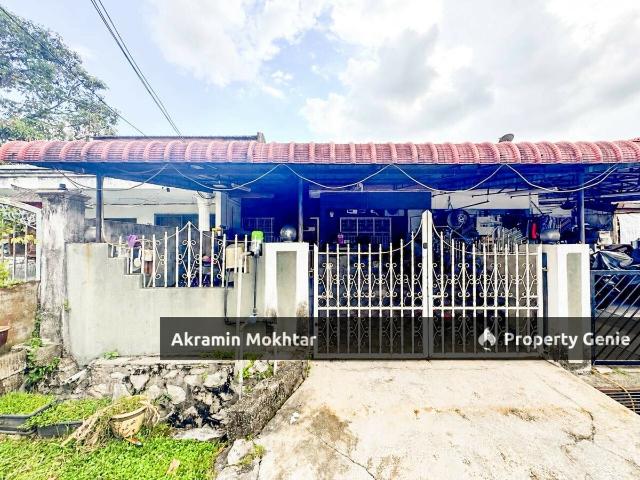 Terraced House for sale in Langat, Selangor