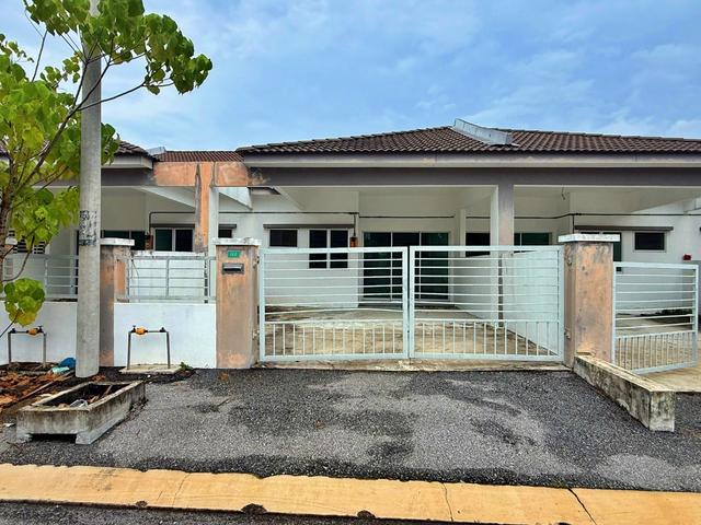 Terraced House for sale in Perak, Tapah Road